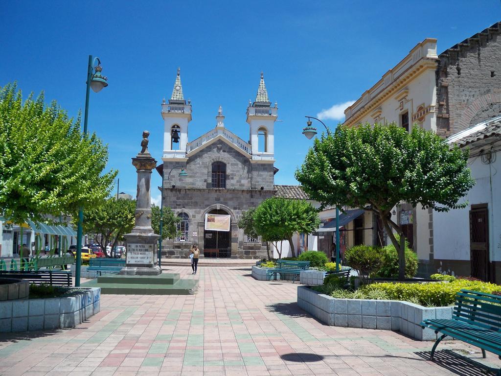 Hotel Las Garzas Alojamiento Ibarra Exteriér fotografie
